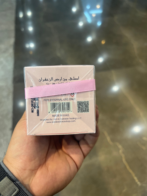 ادکلن درهم وردی صورتی ارض الزعفران اورجینال (اصل) زنانه ۱۰۰ میل